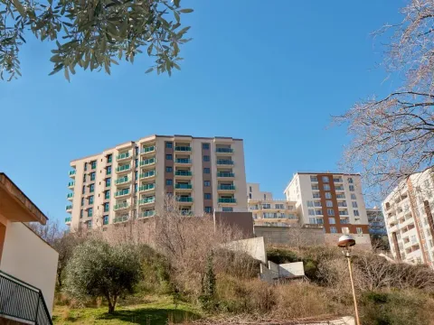 Sale, two bedroom apartment, 63m², Bečići, Budva - image 4