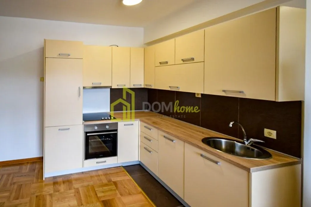 Prodaja, trosoban stan, 86m², Bečići, Budva