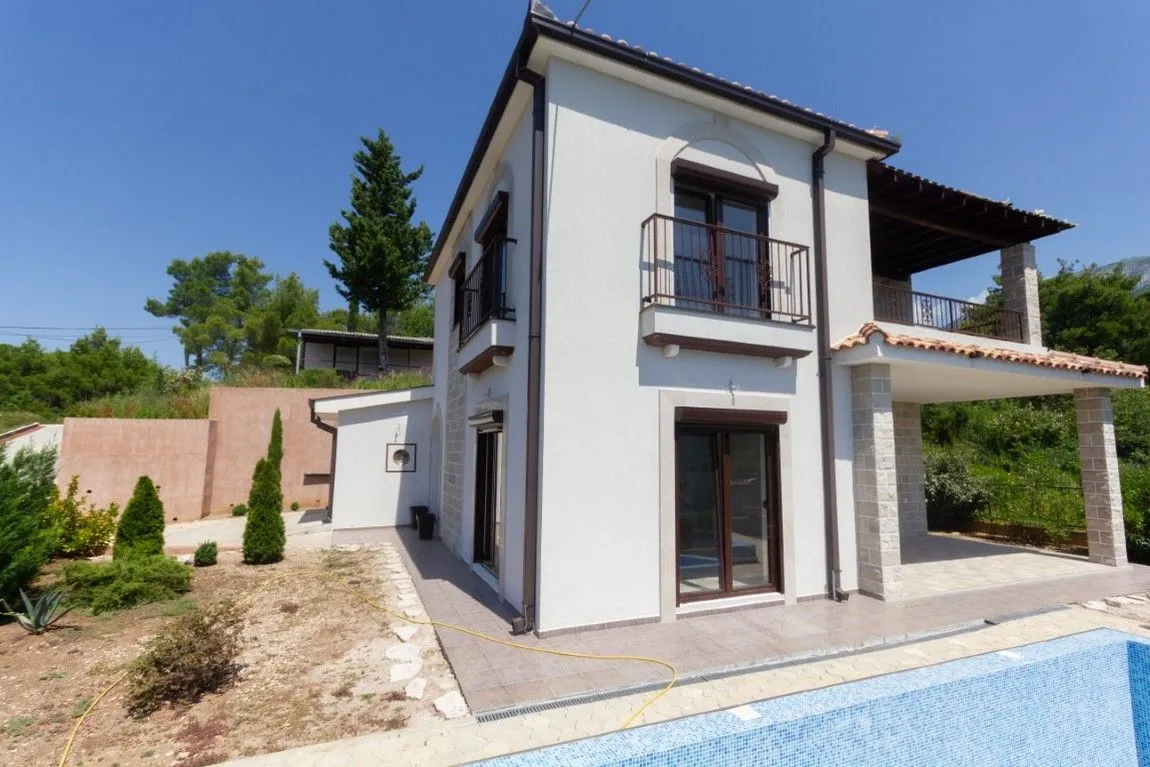 Prodaja, kuća, 193m², Mojdež, Herceg Novi