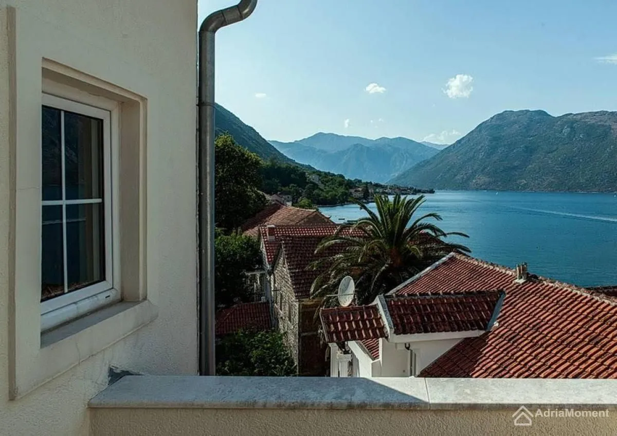 Sale, one bedroom apartment, 54m², Prčanj, Kotor