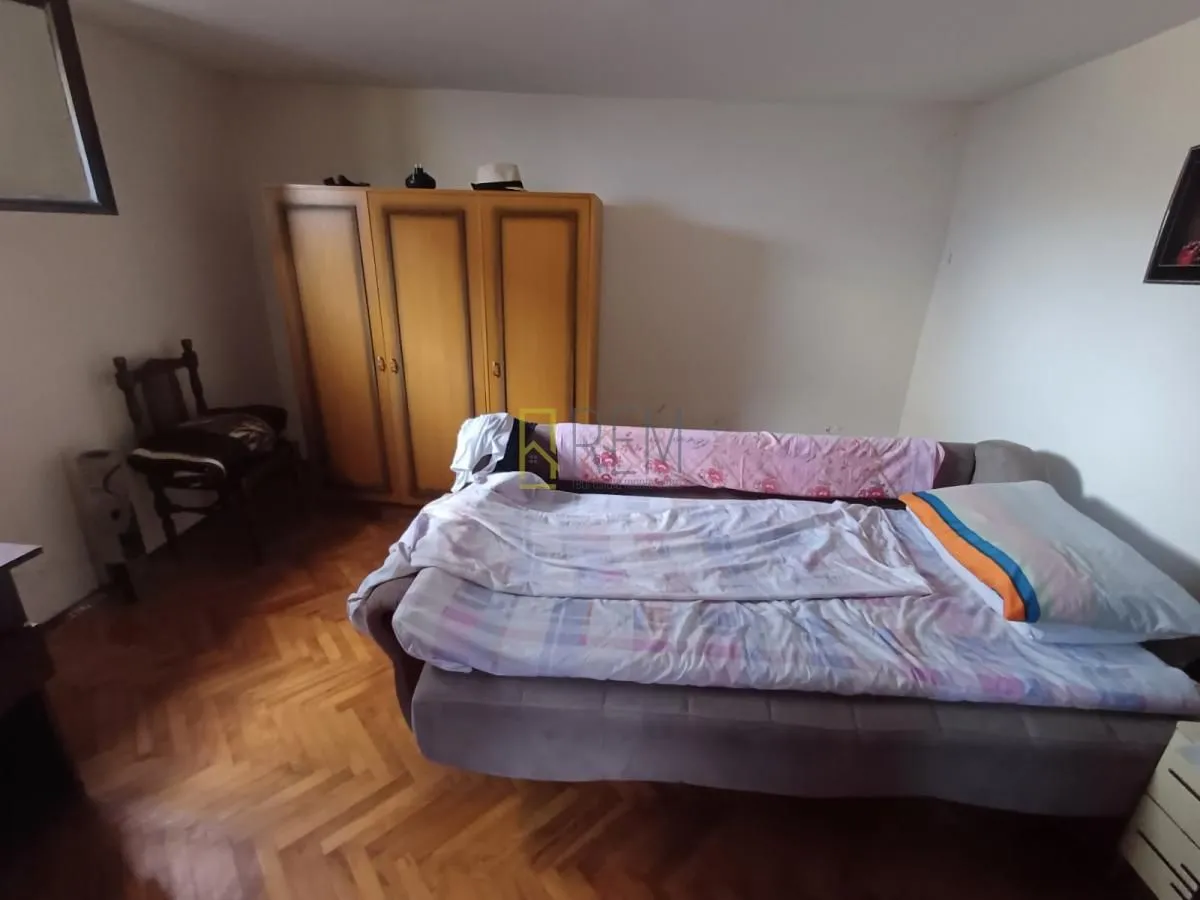 Sale, house, 161m², Tološi, Podgorica