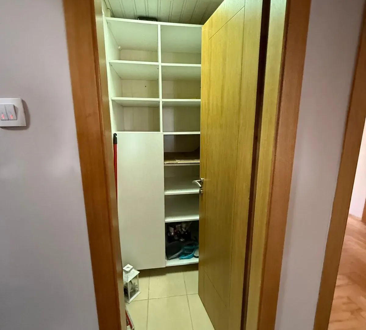 Izdavanje, dvosoban stan, 74m², Blok 9, Podgorica