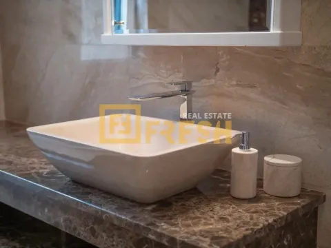 Prodaja, kuća, 750m², Tivat, Crna Gora - image 20