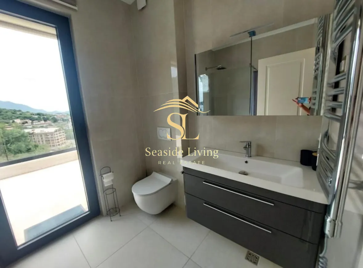 Izdavanje, dvosoban stan, 150m², Gornja Lastva, Tivat