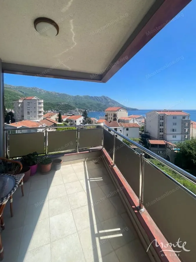 Sale, three bedroom apartment, 98m², Bečići, Budva