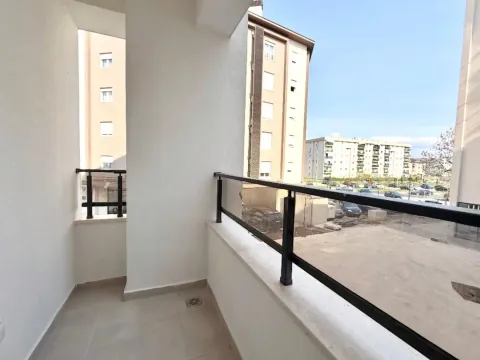 Prodaja, dvosoban stan, 73m², Zabjelo, Podgorica - image 13