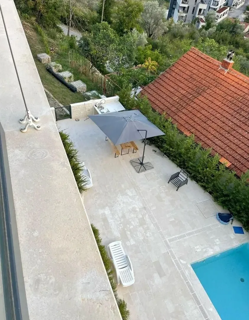Prodaja, dvosoban stan, 103m², Donja Lastva, Tivat