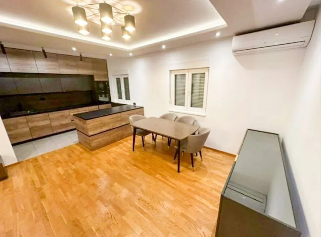 Rent, two bedroom apartment, 120m², City Kvart, Podgorica