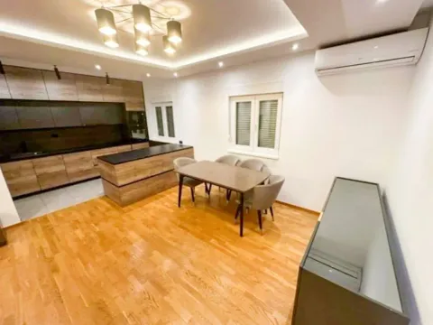 Rent, two bedroom apartment, 120m², City Kvart, Podgorica - image 3