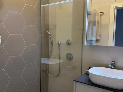 Prodaja, jednosoban stan, 53m², Kotor, Crna Gora - image 4