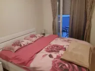 Izdavanje, jednosoban stan, 45m², City Kvart, Podgorica - image 2