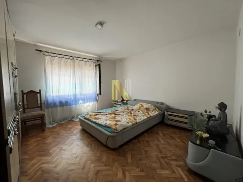 Prodaja, kuća, 200m², Ledinci, Petrovaradin - image 4