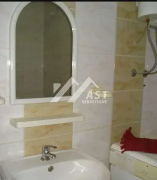 Rent, two bedroom apartment, 40m², Grbavica, Novi Sad Sve Podlokacije - image 10
