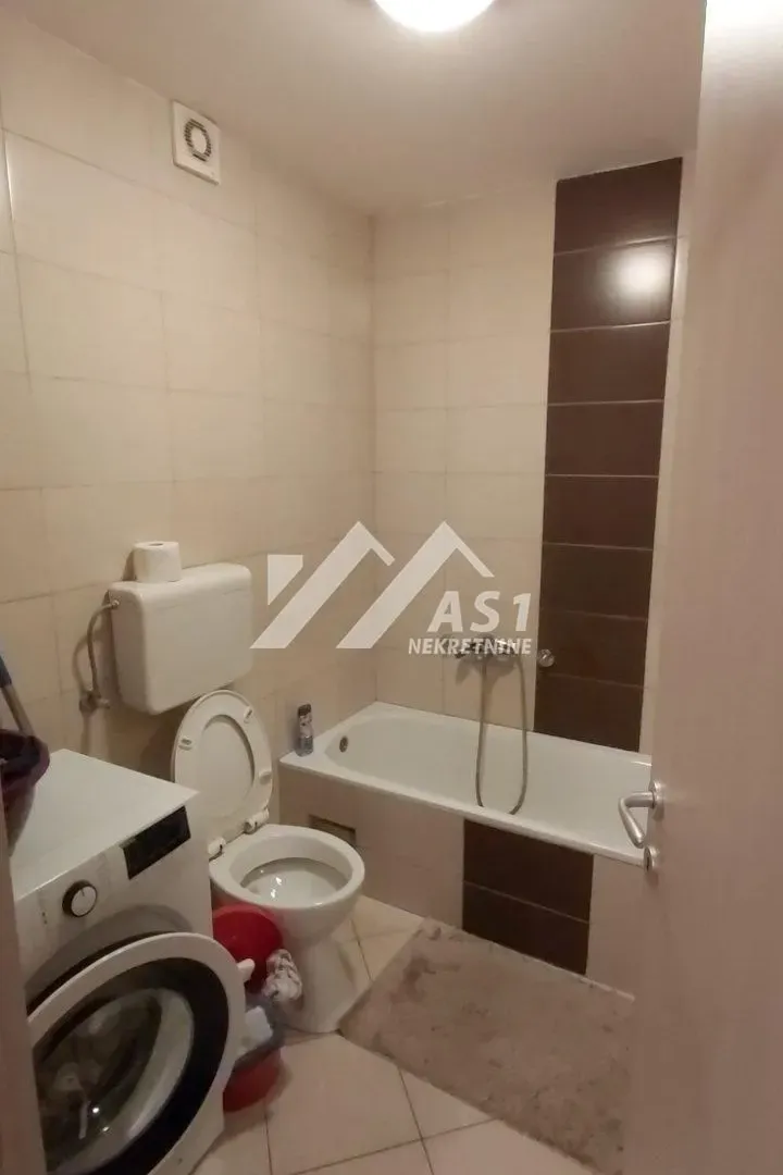 Rent, one bedroom apartment, 37m², Grbavica, Novi Sad Sve Podlokacije