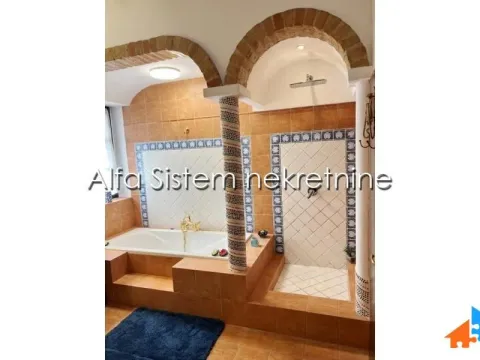 Izdavanje, kuća, 360m², Banjica, Voždovac Sve Podlokacije - image 29