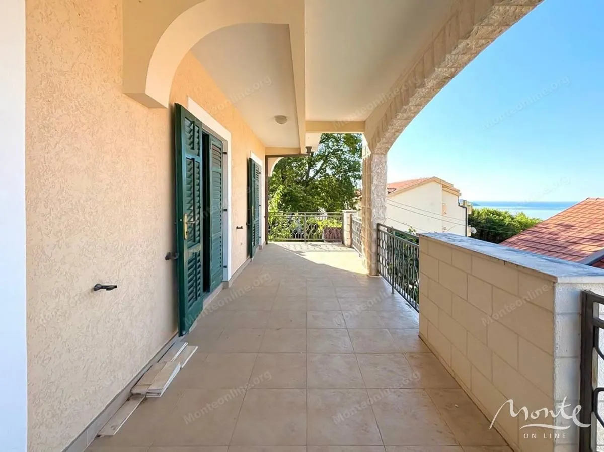Prodaja, kuća, 252m², Topla, Herceg Novi