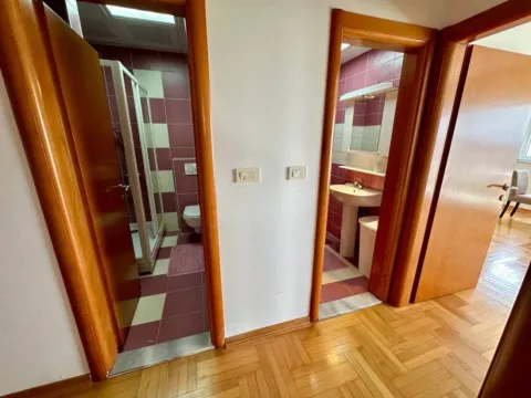 Sale, two bedroom apartment, 81m², Petrovac, Budva - image 6