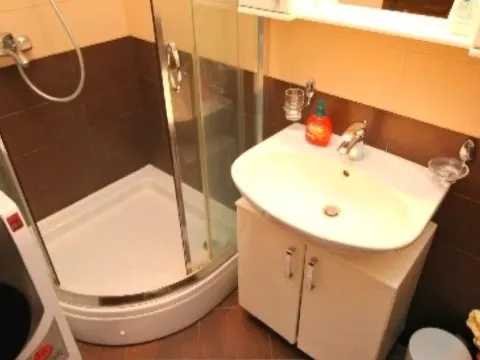 Rent, three bedroom apartment, 80m², Rozino, Budva - image 14