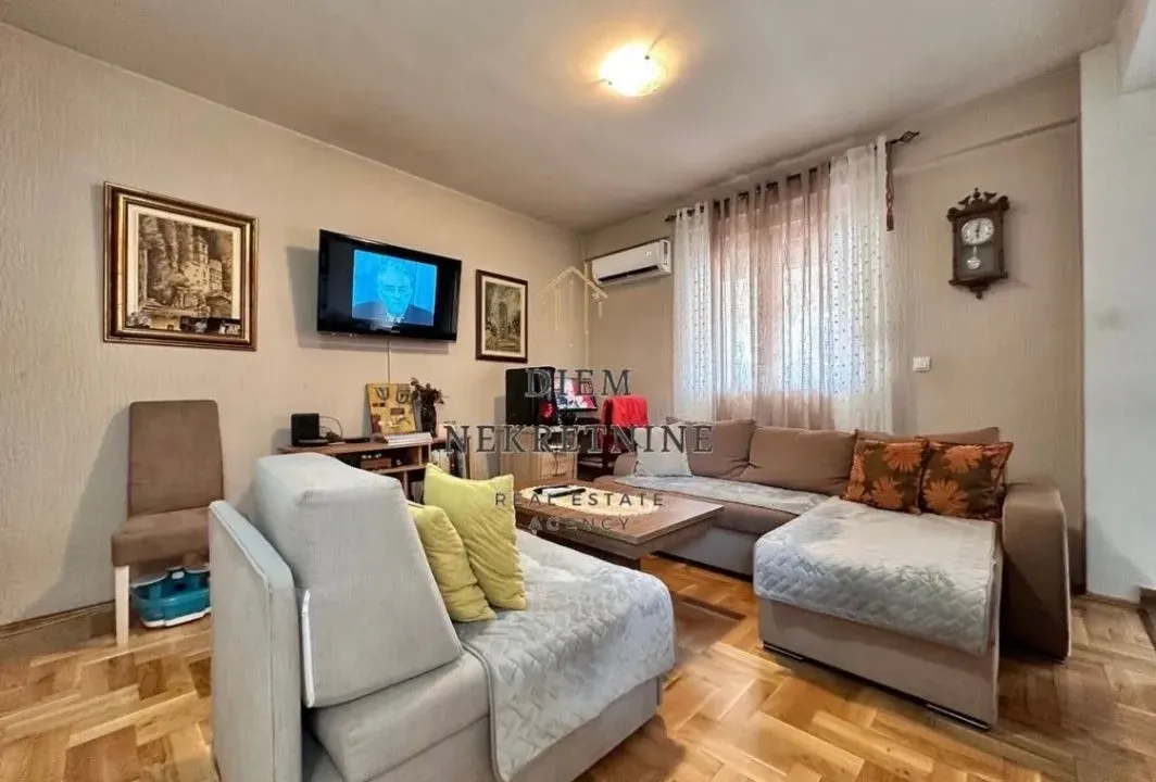 Prodaja, jednosoban stan, 56m², Blok 9, Podgorica