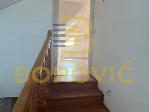 Prodaja, stan, 176m², Autokomanda, Voždovac Sve Podlokacije - image 11