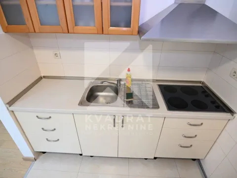 Izdavanje, poslovni prostor, 75m², City Kvart, Podgorica - image 3