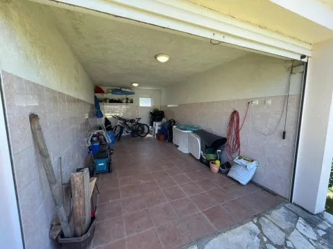 Prodaja, kuća, 143m², Bar, Crna Gora - image 12