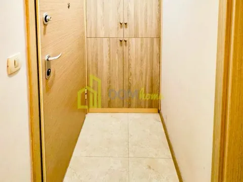 Izdavanje, jednosoban stan, 55m², City Kvart, Podgorica - image 2