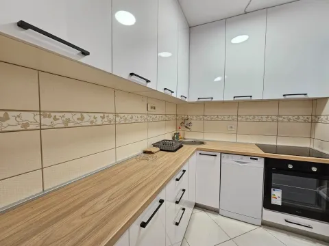 Prodaja, trosoban stan, 80m², Budva, Crna Gora - image 21