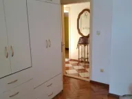 Rent, three bedroom apartment, 100m², Tivat, Crna Gora - image 6