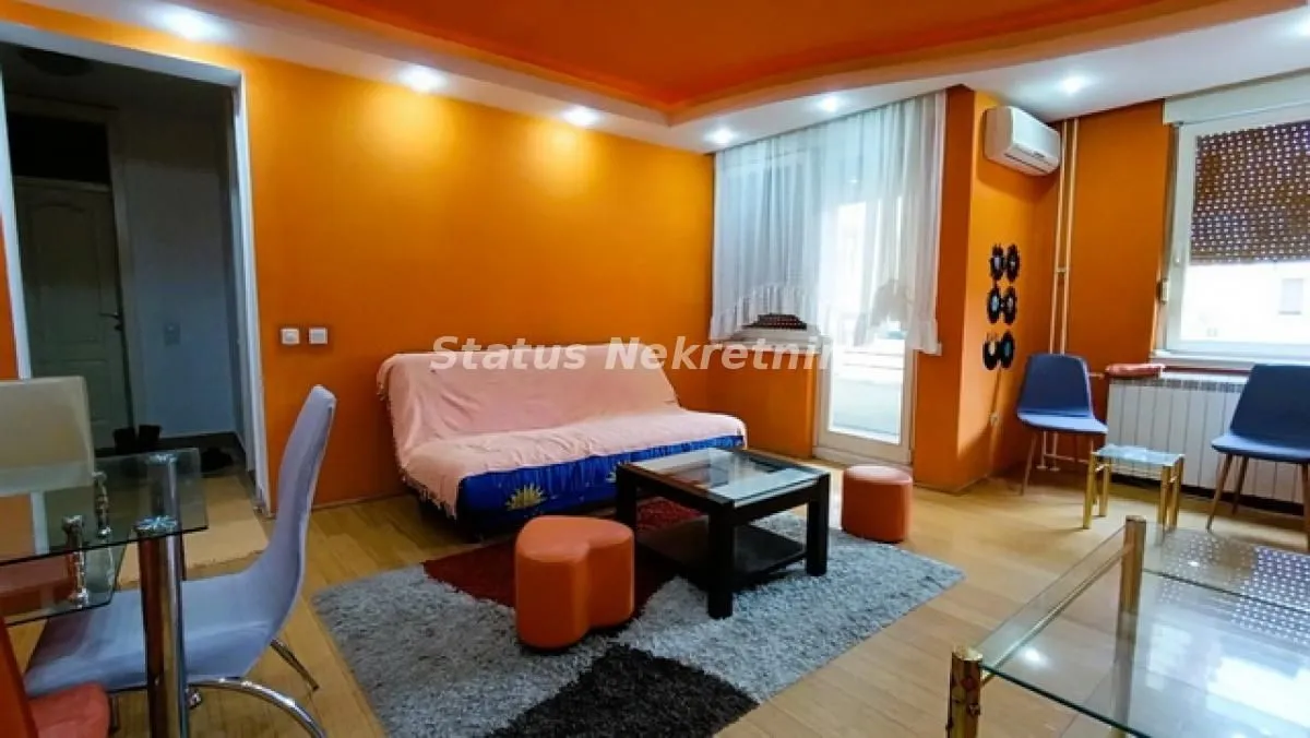Prodaja, dvosoban stan, 53m², Bulevar Oslobodjenja, Novi Sad Sve Podlokacije