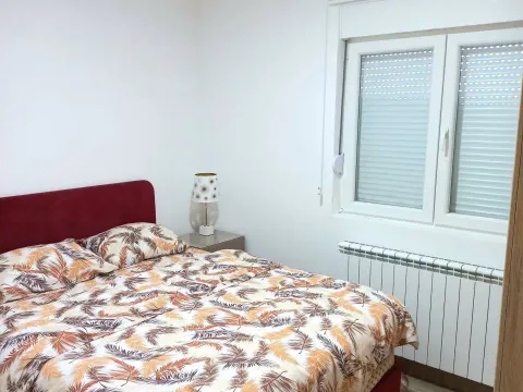 Sale, two bedroom apartment, 70m², Žabljak, Crna Gora - image 8