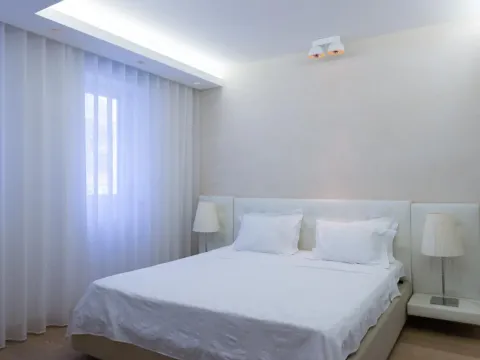 Rent, one bedroom apartment, 77m², Budva, Crna Gora - image 5