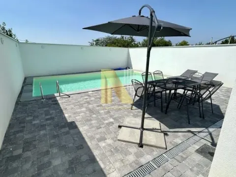 Rent, house, 180m², Sremska Kamenica, Petrovaradin - image 2