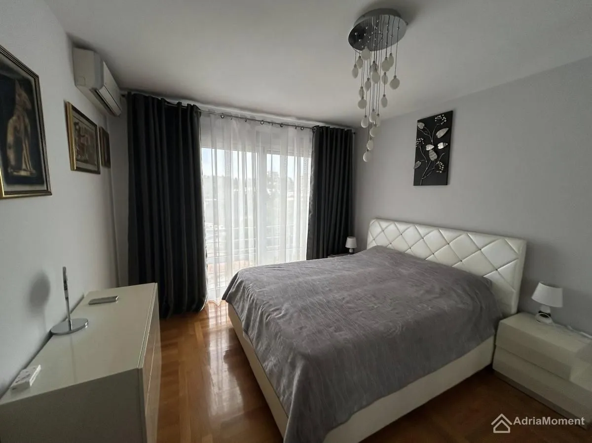 Sale, two bedroom apartment, 84m², Bečići, Budva