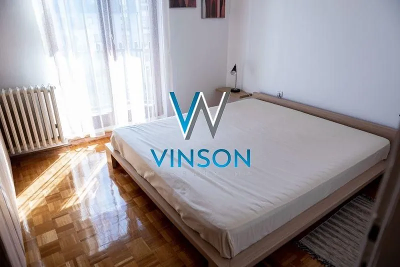 Izdavanje, dvosoban stan, 71m², Centar, Novi Sad