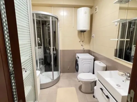 Izdavanje, dvosoban stan, 71m², Stari Aerodrom, Podgorica - image 7