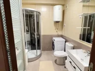 Izdavanje, dvosoban stan, 71m², Stari Aerodrom, Podgorica - image 7