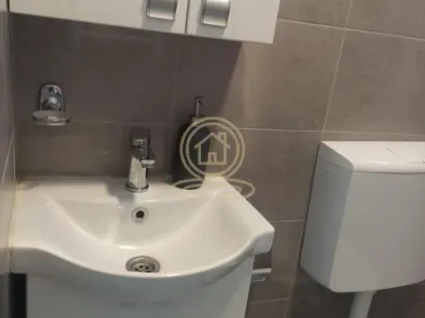 Izdavanje, trosoban stan, 70m², Salajka, Novi Sad Sve Podlokacije - image 16