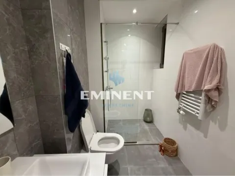 Izdavanje, stan, 67m², Savski Venac, Beograd - image 12