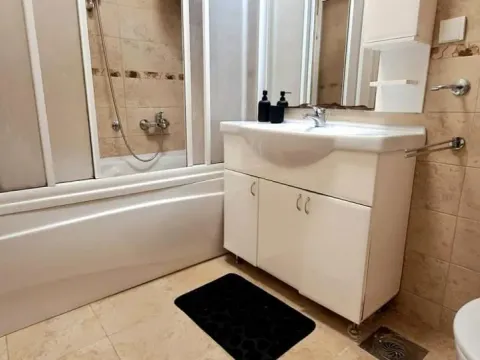 Prodaja, dvosoban stan, 56m², Centar, Novi Sad - image 8