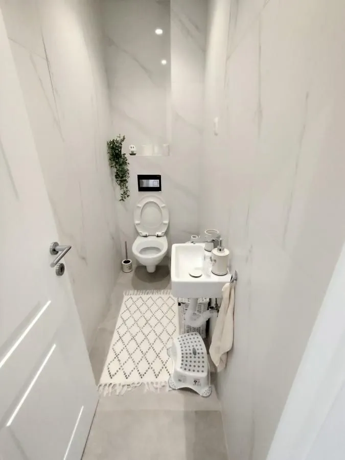 Prodaja, kuća, 200m², Veternik, Novi Sad Sve Podlokacije