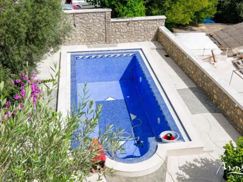 Prodaja, kuća, 560m², Petrovac, Budva - image 33