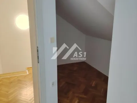 Izdavanje, dvosoban stan, 61m², Centar, Novi Sad - image 8