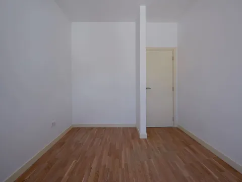 Sale, three bedroom apartment, 62m², Dobrota, Kotor - image 7