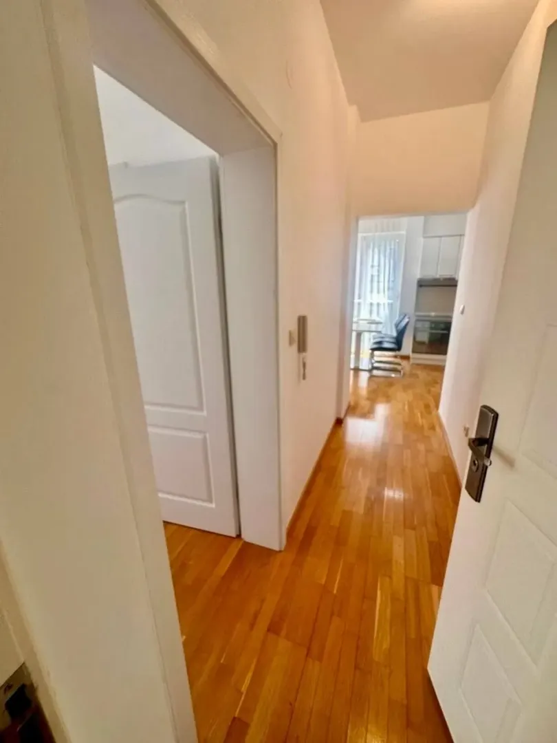 Prodaja, dvosoban stan, 77m², Bečići, Budva
