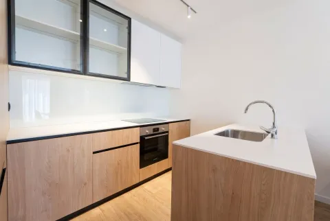 Rent, two bedroom apartment, 62m², Budva, Crna Gora - image 5
