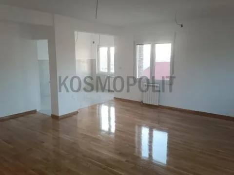 Prodaja, četvorosoban stan, 114m², Bulbulder, Zvezdara Sve Podlokacije - image 3