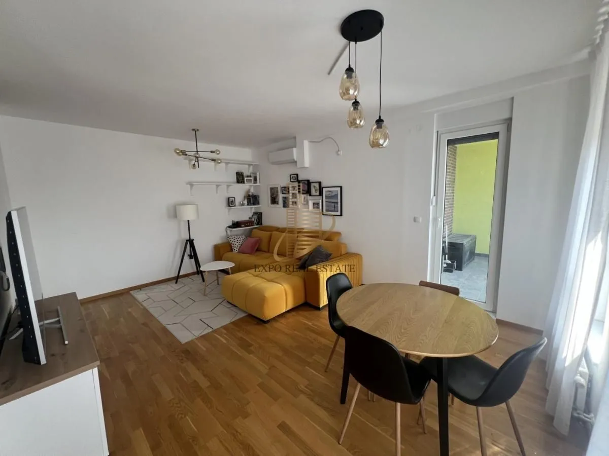 Prodaja, trosoban stan, 71m², Adamovićevo Naselje, Novi Sad Sve Podlokacije