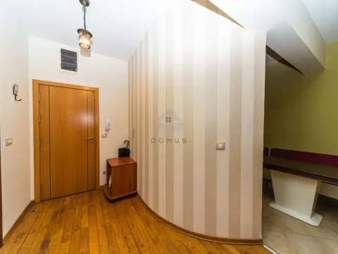 Izdavanje, jednosoban stan, 46m², Krivi Most, Podgorica - image 11