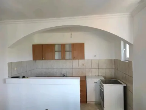 Rent, three bedroom apartment, 105m², Tivat, Crna Gora - image 5